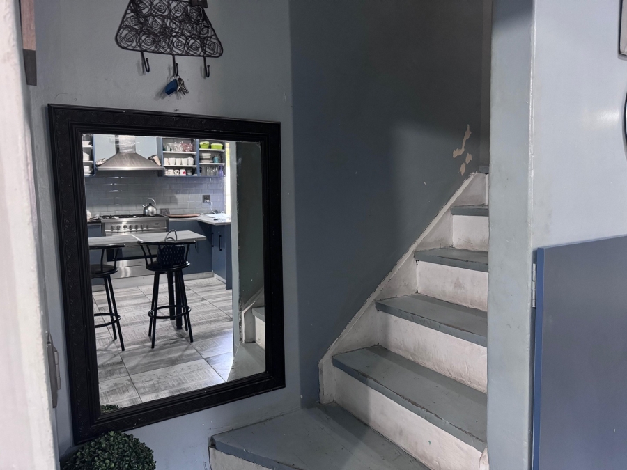 4 Bedroom Property for Sale in Westridge Western Cape